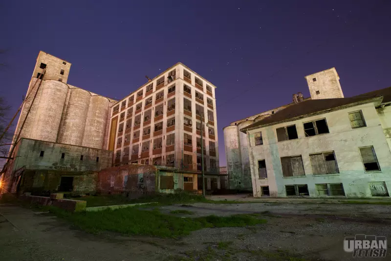 Night silos